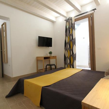 Casa Diletta - Trapani Centro Storico Appartement Buitenkant foto