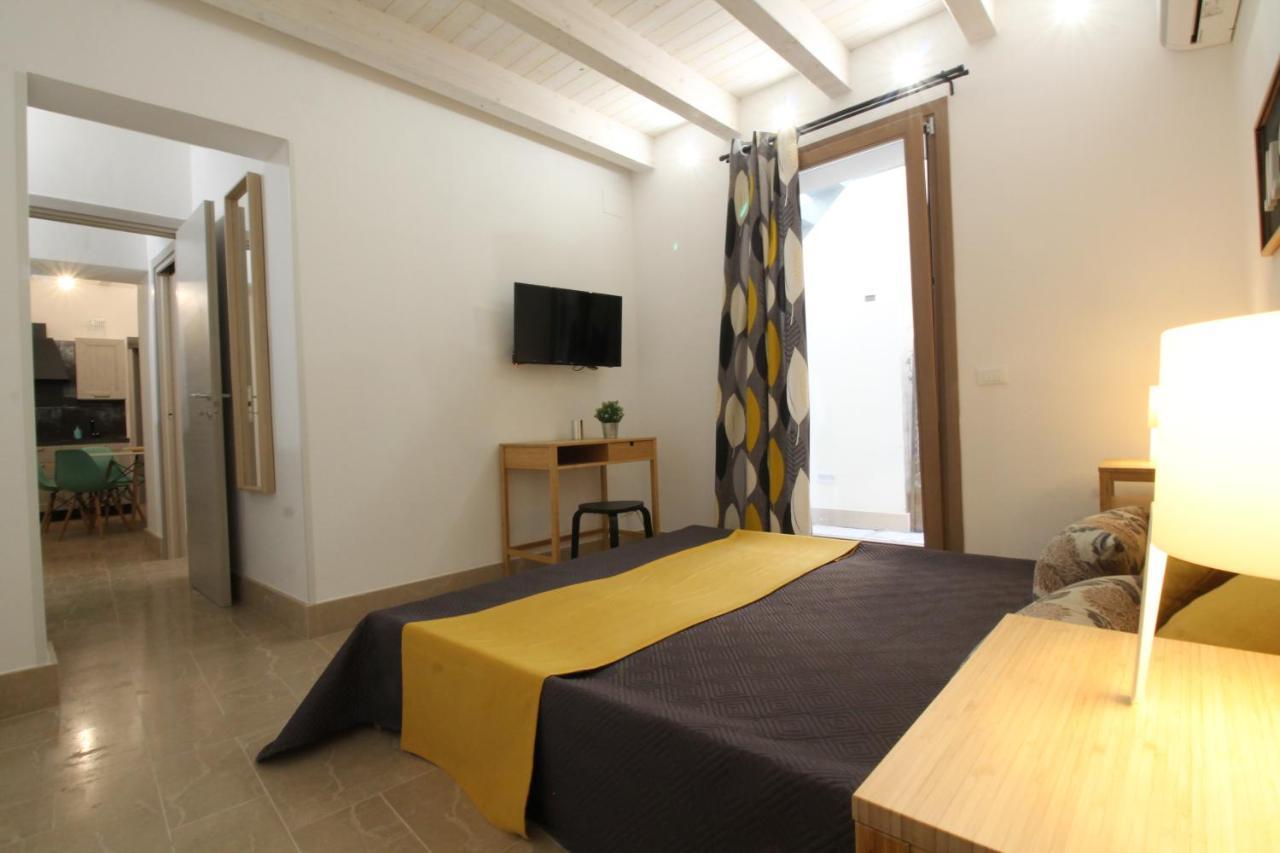 Casa Diletta - Trapani Centro Storico Appartement Buitenkant foto